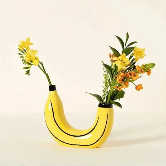 BANANA VASE