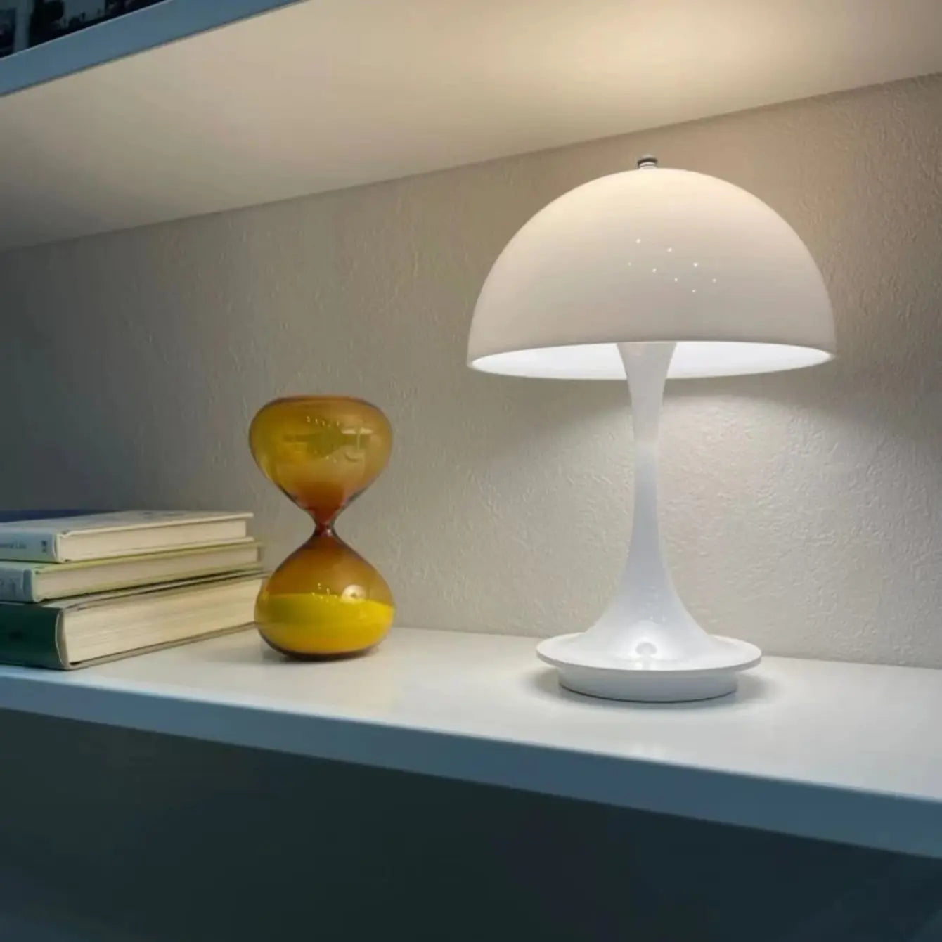 MODERN MUSHROOM LAMP