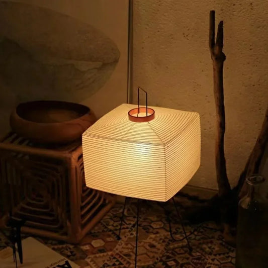AKARI 7A PAPER LAMP