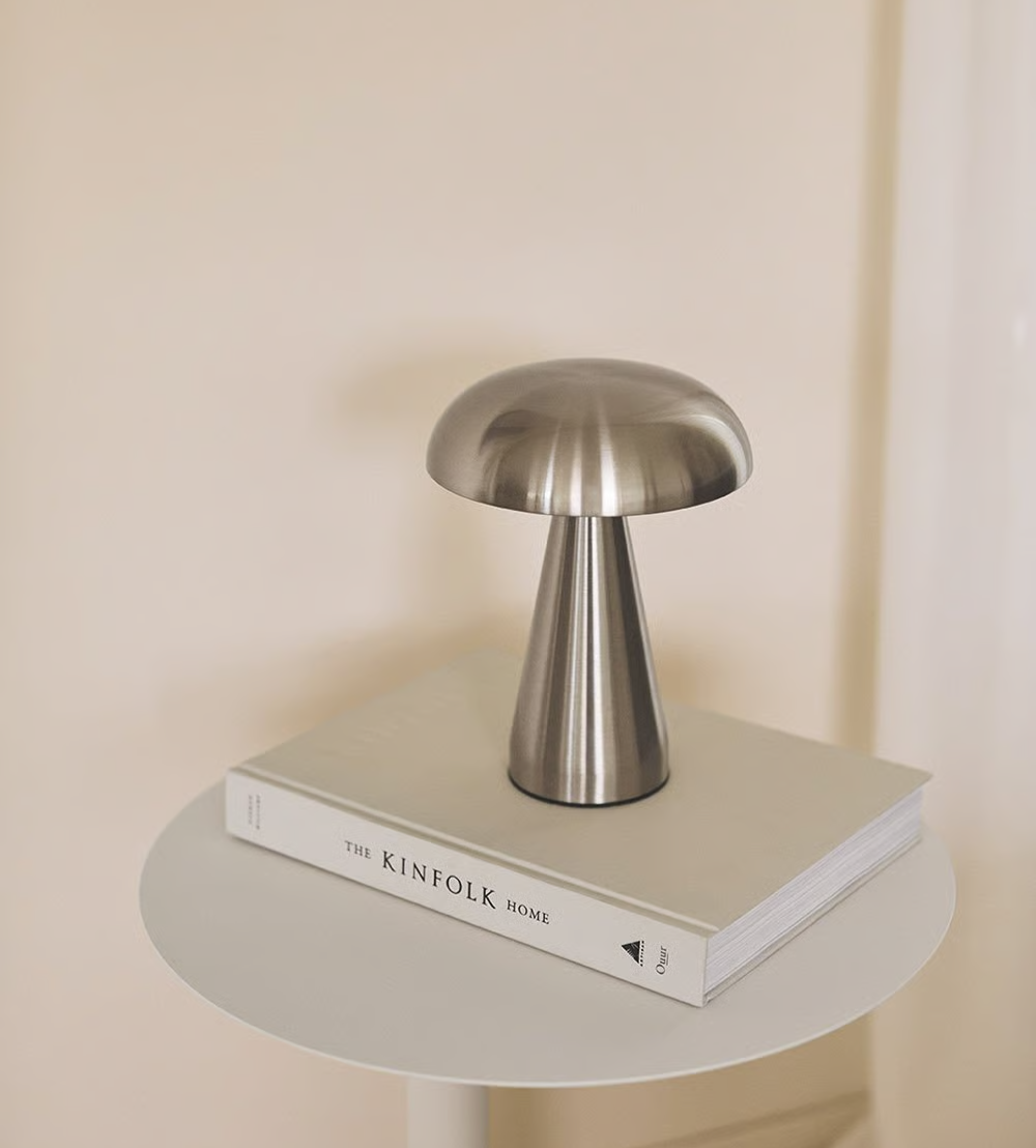 RETRO MUSHROOM LAMP