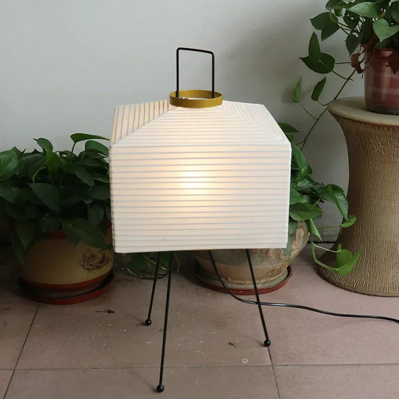 AKARI 7A PAPER LAMP