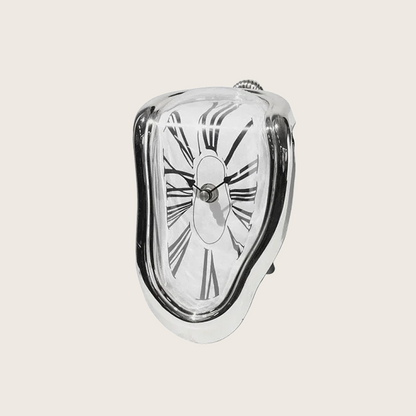 MELTING CLOCK